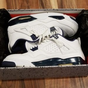 Jordan 4's